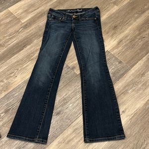 American Eagle Favorite Boyfriend Jeans Low Rise 0 Short